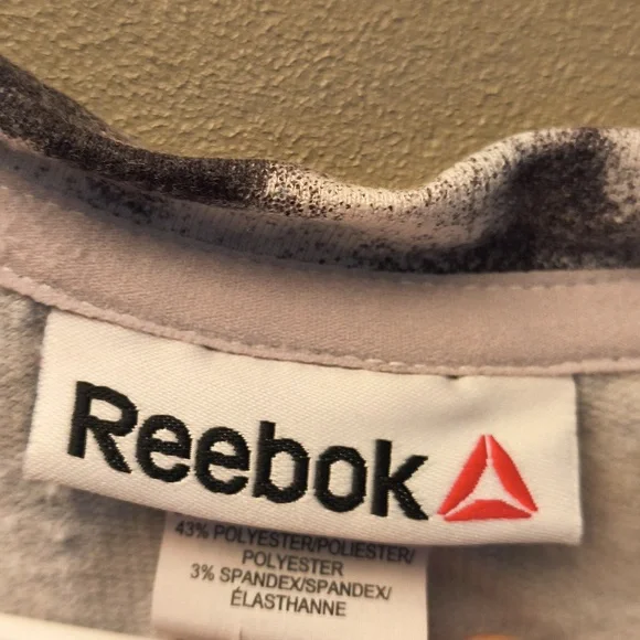 Reebok Monochrome Tie-Dye Long sleeve Sweatshirt Women's XXL - Picture 3 of 7